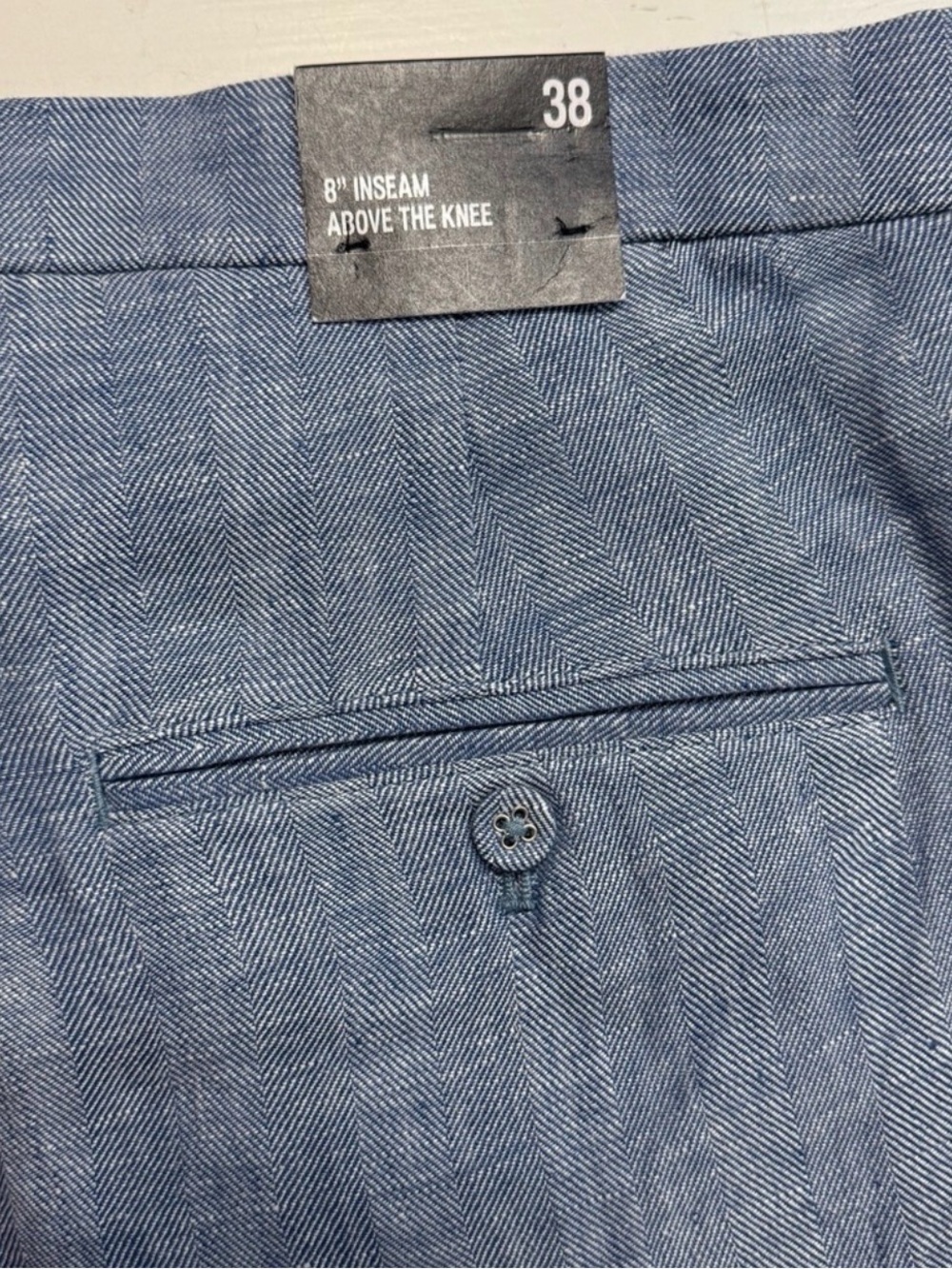 Express 8” Shorts - Picture 4 of 4